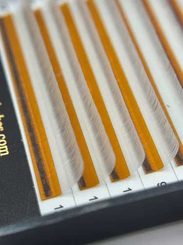 7 rânduri - MIX • Alb • 0.07 (6-12 mm) - Extensii gene colorate